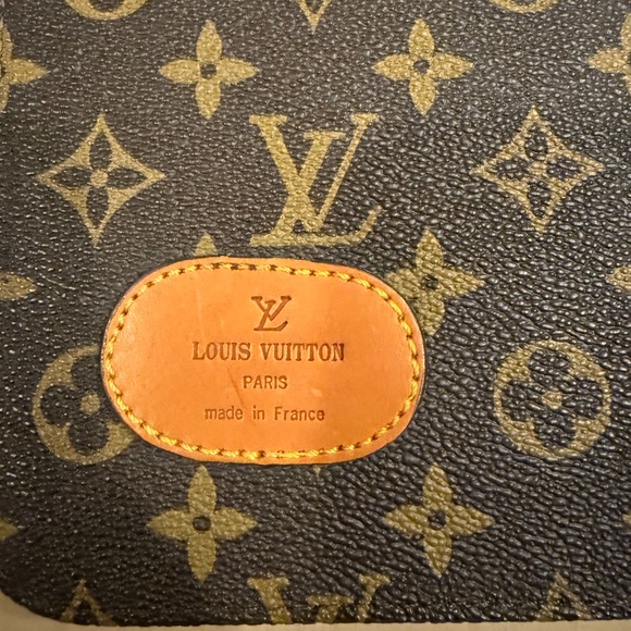 Louis Vuitton Monogram Sac Plat and Document Clutch - Picture 1 of 9